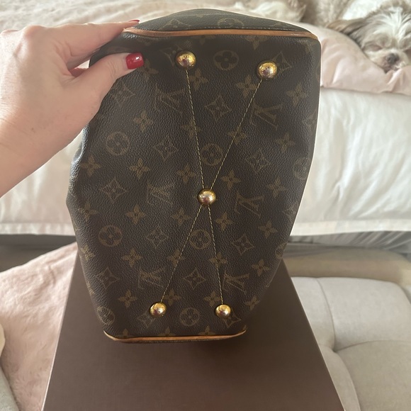 Louis Vuitton Tivoli Handbag ****authentic**** - Picture 5 of 9